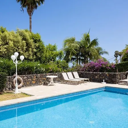 Apartment Home2book Casa Magallanes, Bbq, Pool & Terrace